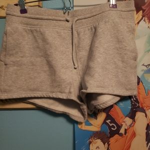 Aritzia sweatshorts